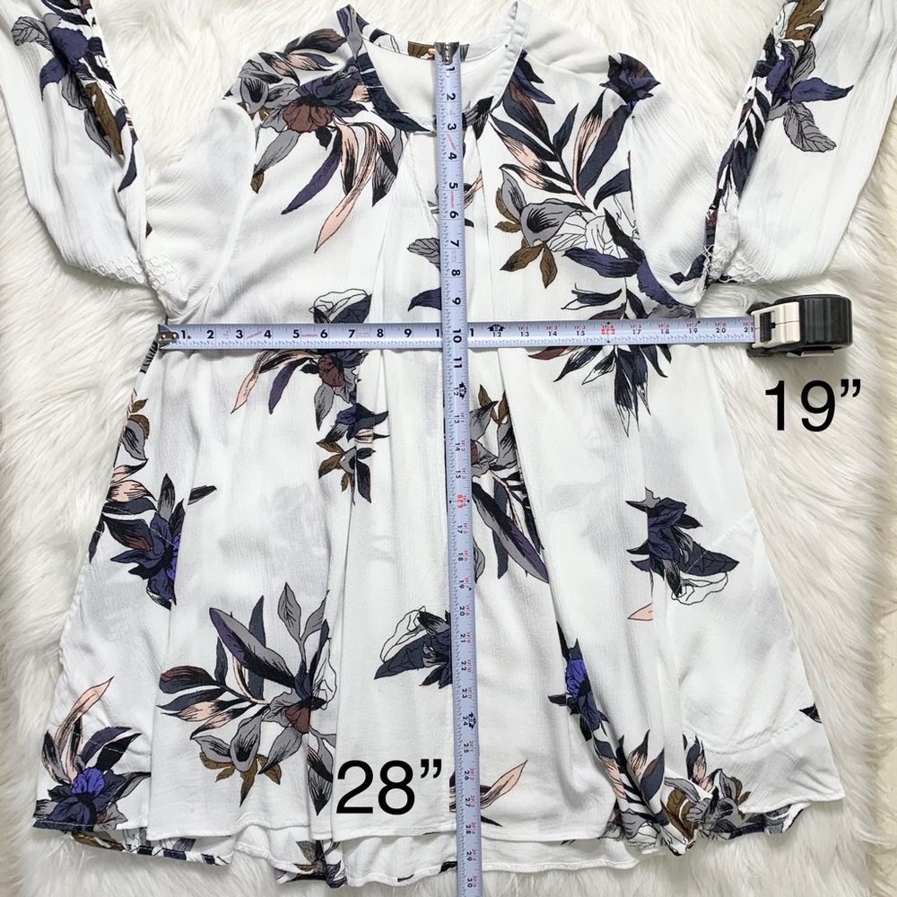 SOLD-Free People Floral Choker Neck Swing Pocket Tunic - Picture 14 of 14